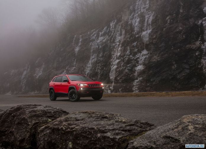 2019 Jeep Cherokee - фотография 26 из 173