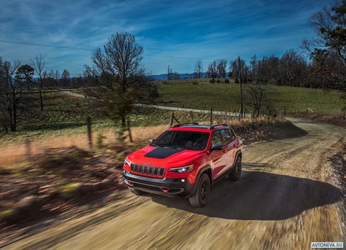 2019 Jeep Cherokee - фотография 40 из 173