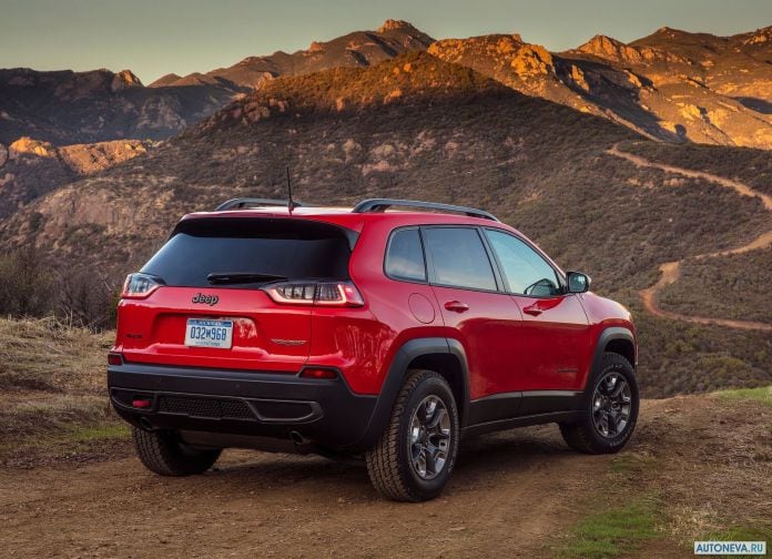 2019 Jeep Cherokee - фотография 76 из 173
