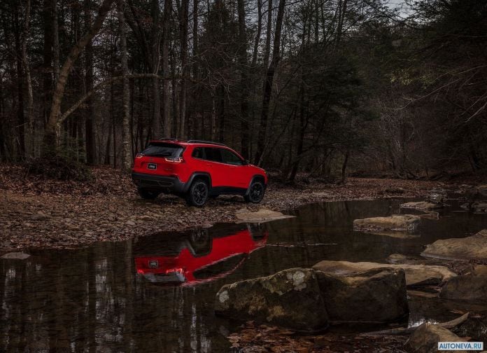 2019 Jeep Cherokee - фотография 84 из 173