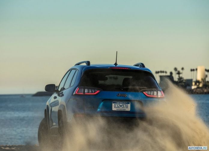 2019 Jeep Cherokee - фотография 86 из 173