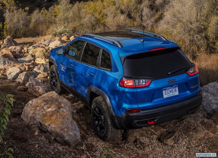 2019 Jeep Cherokee - фотография 87 из 173