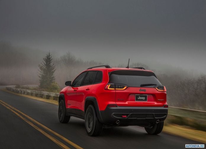 2019 Jeep Cherokee - фотография 88 из 173