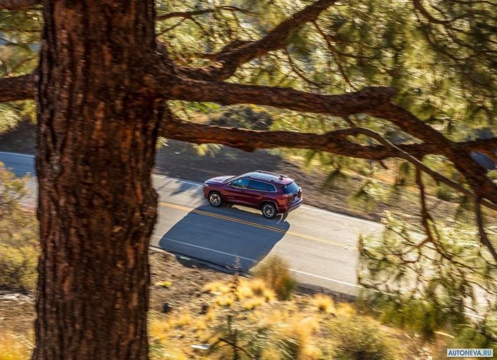 2019 Jeep Cherokee - фотография 98 из 173