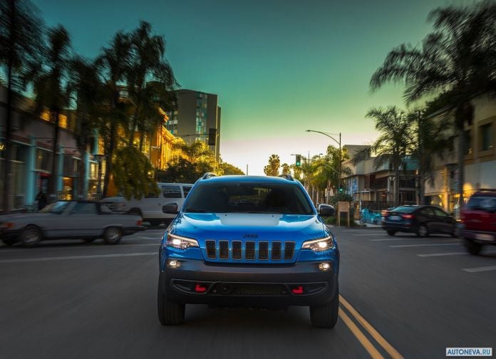 2019 Jeep Cherokee - фотография 115 из 173