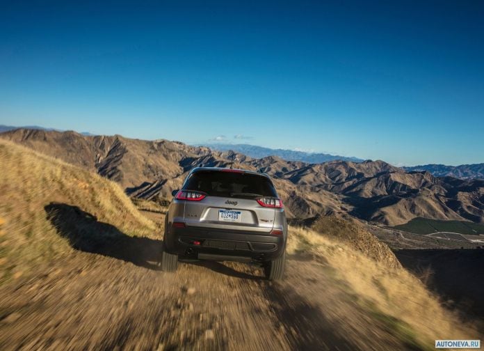 2019 Jeep Cherokee - фотография 127 из 173
