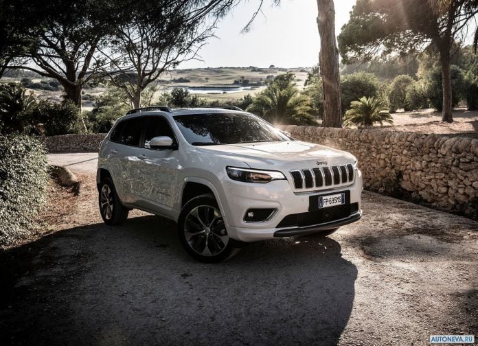 2019 Jeep Cherokee EU version - фотография 8 из 87