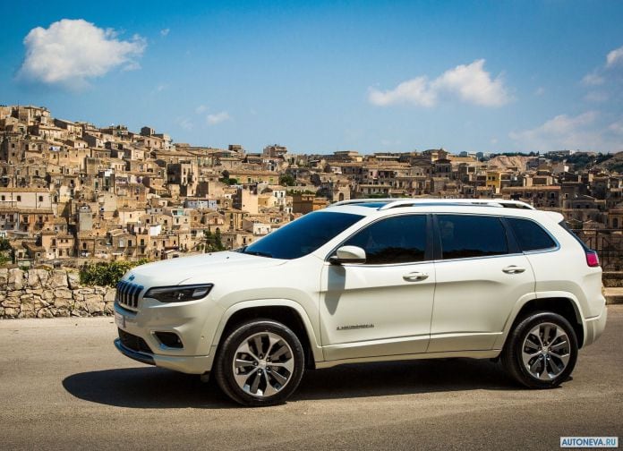 2019 Jeep Cherokee EU version - фотография 19 из 87