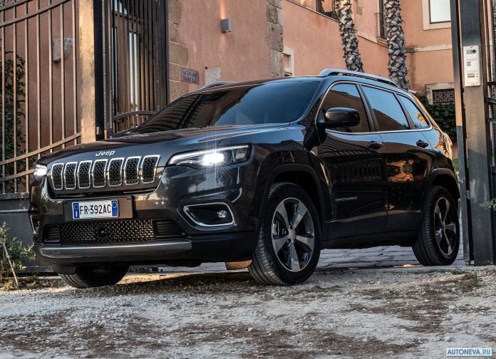 2019 Jeep Cherokee EU version - фотография 21 из 87
