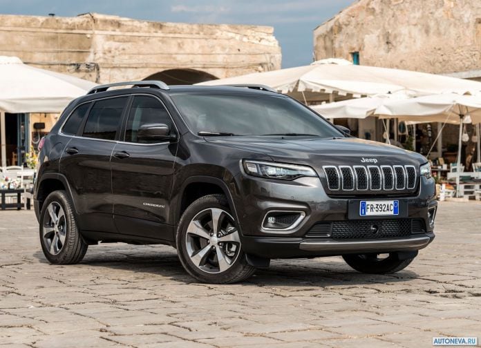 2019 Jeep Cherokee EU version - фотография 30 из 87