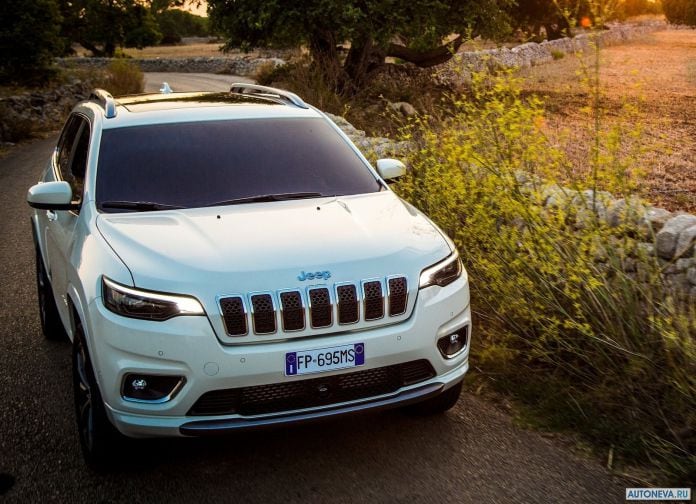 2019 Jeep Cherokee EU version - фотография 33 из 87