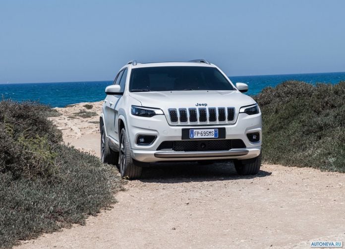 2019 Jeep Cherokee EU version - фотография 34 из 87