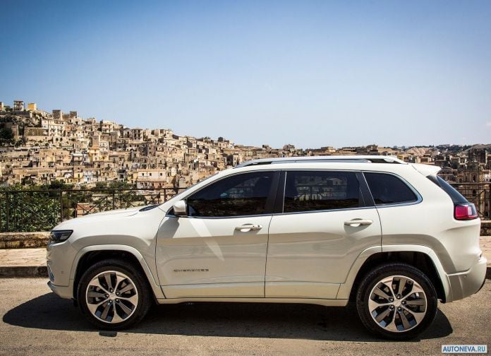 2019 Jeep Cherokee EU version - фотография 44 из 87