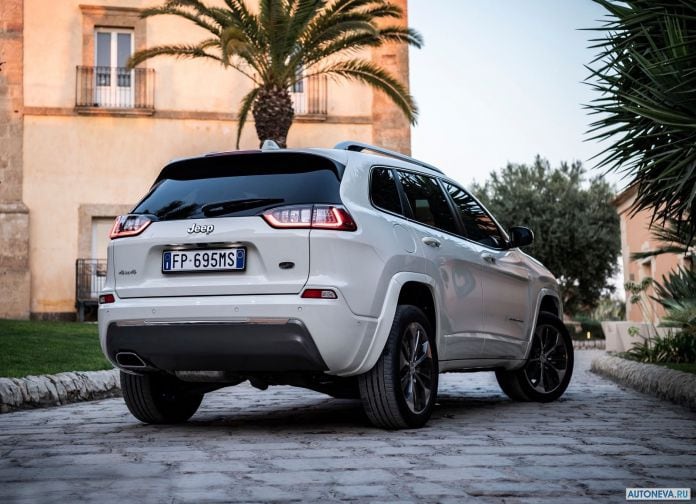 2019 Jeep Cherokee EU version - фотография 52 из 87