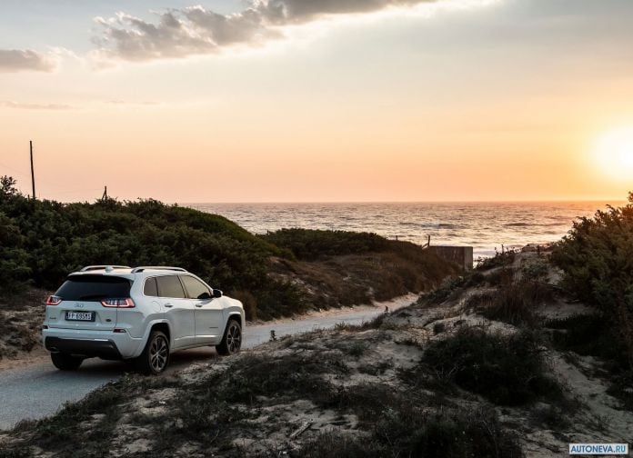 2019 Jeep Cherokee EU version - фотография 53 из 87