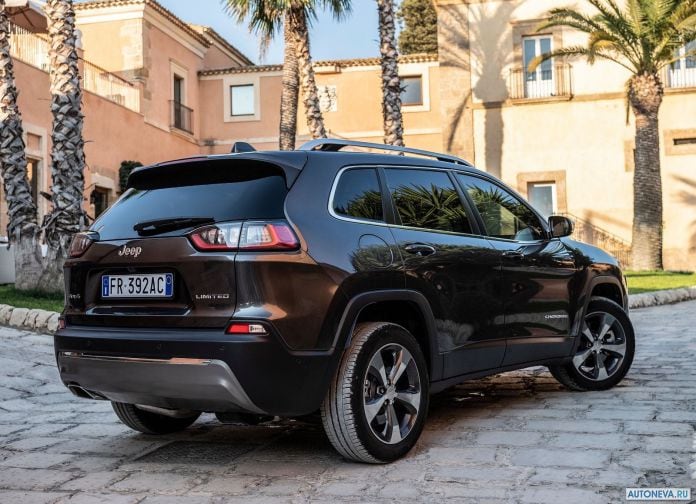 2019 Jeep Cherokee EU version - фотография 54 из 87