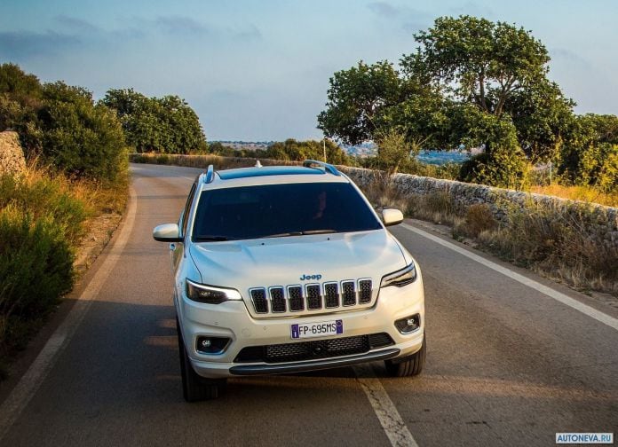 2019 Jeep Cherokee EU version - фотография 61 из 87
