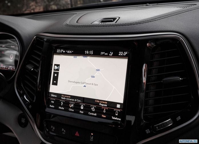 2019 Jeep Cherokee EU version - фотография 77 из 87