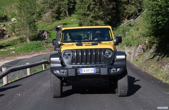 2019 Jeep Wrangler 1941 by Mopar - фотография 6 из 35