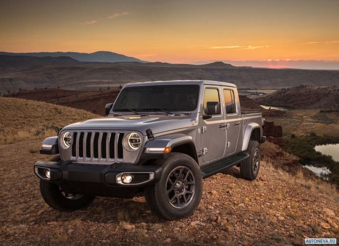 2020 Jeep Gladiator - фотография 2 из 212