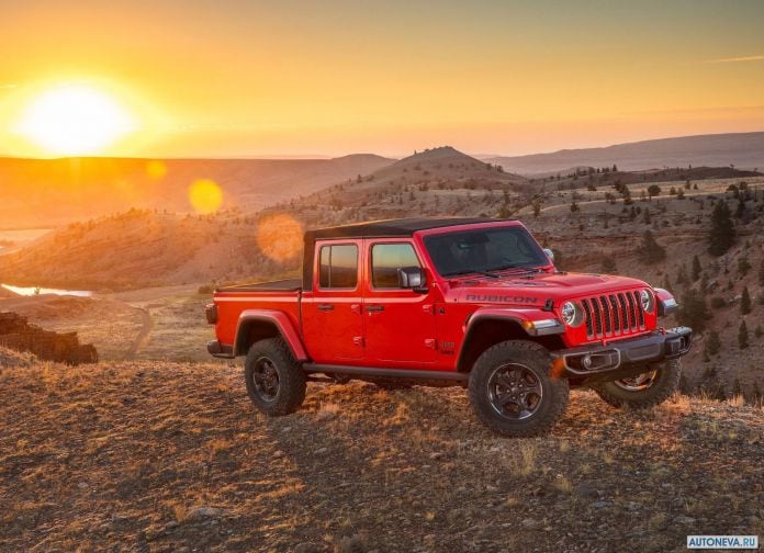 2020 Jeep Gladiator - фотография 14 из 212