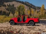 jeep_2020_gladiator_078.jpg
