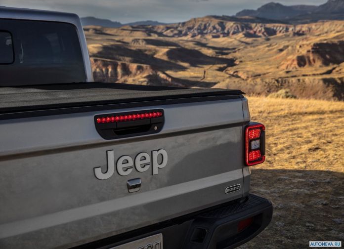 2020 Jeep Gladiator - фотография 195 из 212