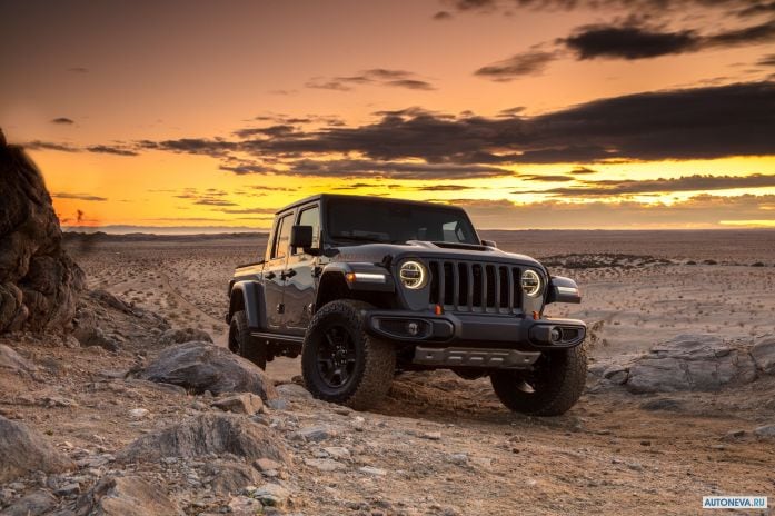 2020 Jeep Gladiator Mojave - фотография 1 из 40
