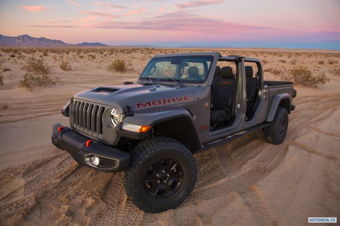 2020 Jeep Gladiator Mojave - фотография 10 из 40