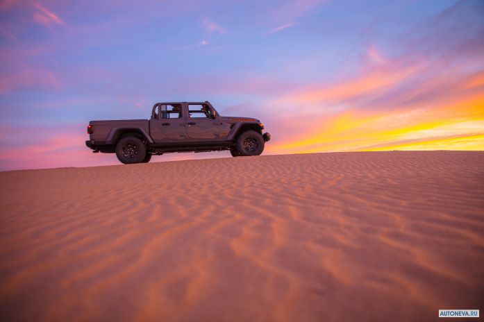 2020 Jeep Gladiator Mojave - фотография 27 из 40 2020 Jeep Gladiator Mojave - фотография 27 из 40
