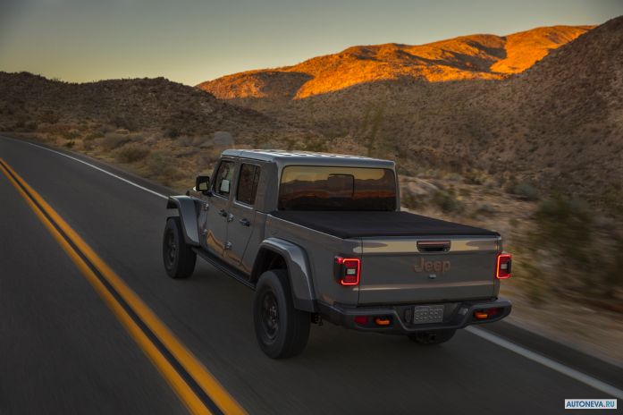 2020 Jeep Gladiator Mojave - фотография 28 из 40 2020 Jeep Gladiator Mojave - фотография 28 из 40
