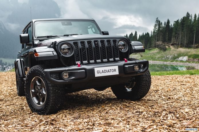 2020 Jeep Gladiator Rubicon EU - фотография 8 из 40 2020 Jeep Gladiator Rubicon EU - фотография 8 из 40