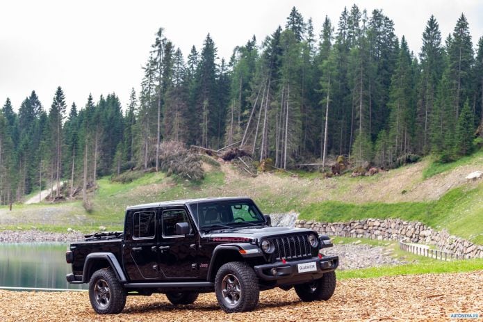 2020 Jeep Gladiator Rubicon EU - фотография 14 из 40 2020 Jeep Gladiator Rubicon EU - фотография 14 из 40