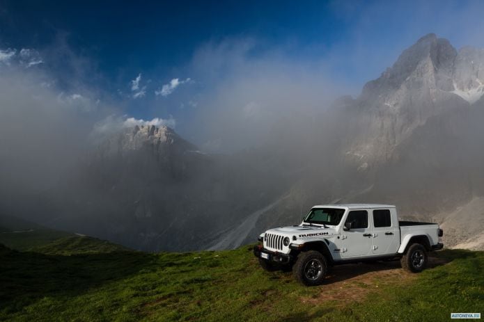 2020 Jeep Gladiator Rubicon EU - фотография 19 из 40