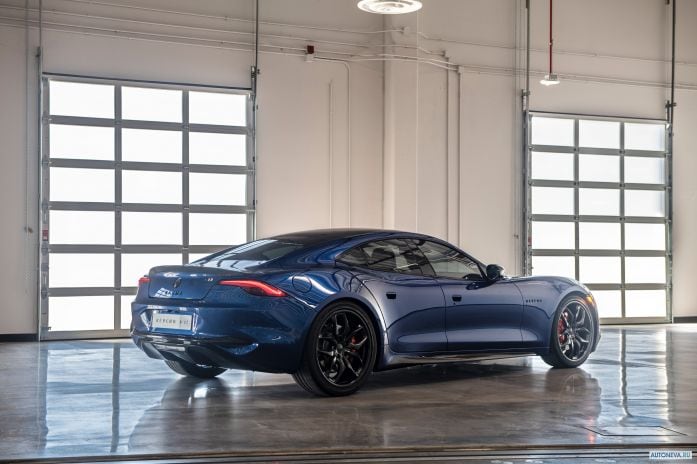 2020 Karma Revero GTS - фотография 2 из 8