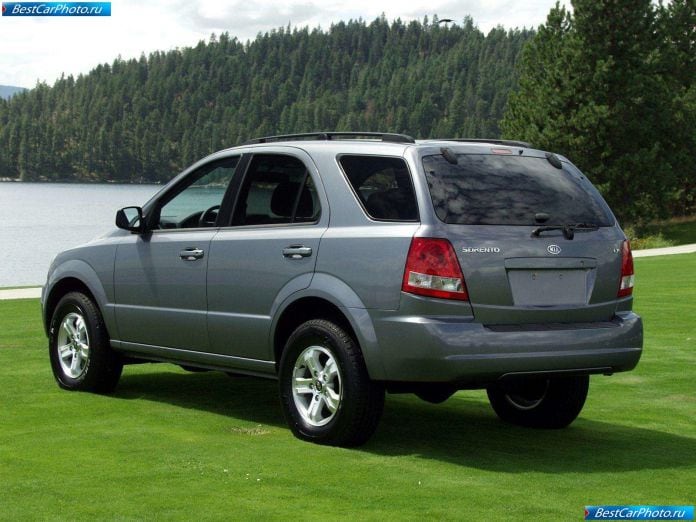 2003 Kia Sorento - фотография 32 из 55