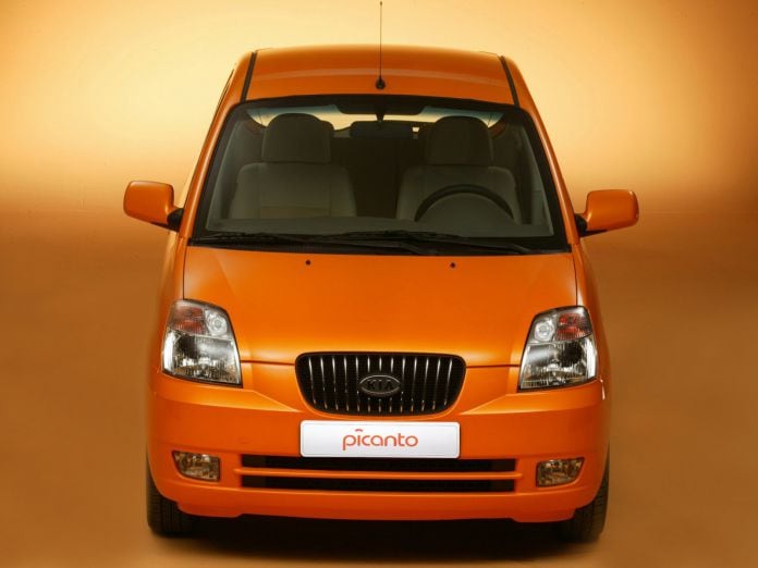 2004 Kia Picanto Hatchback 5D - фотография 8 из 115