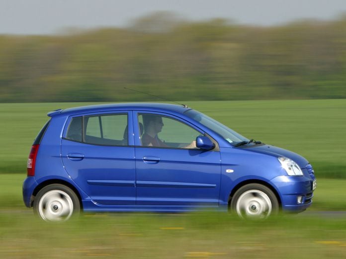 2004 Kia Picanto Hatchback 5D - фотография 20 из 115