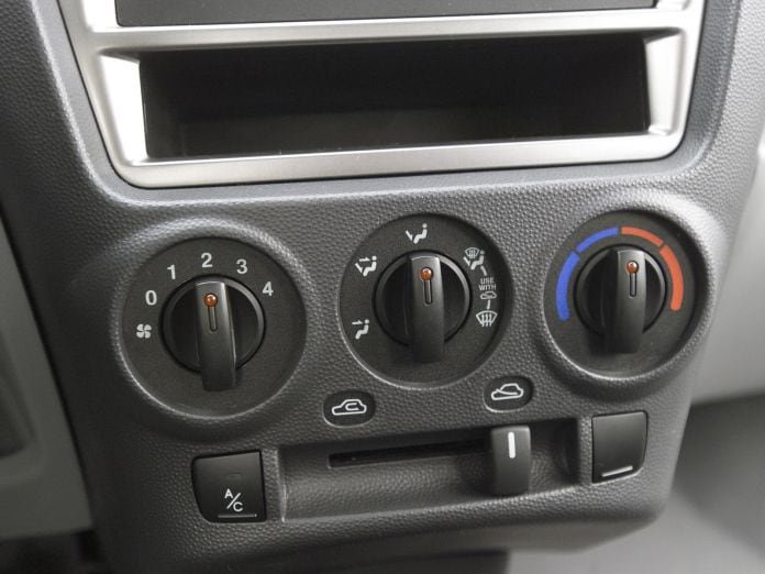 2004 Kia Picanto Hatchback 5D - фотография 97 из 115