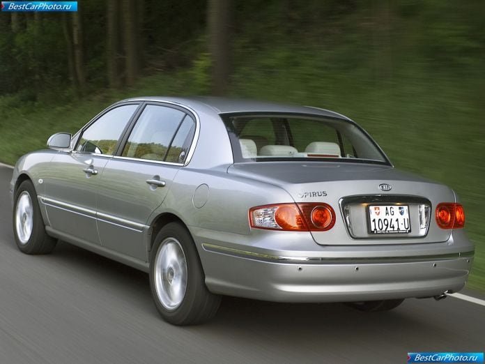 2005 Kia Opirus - фотография 21 из 35