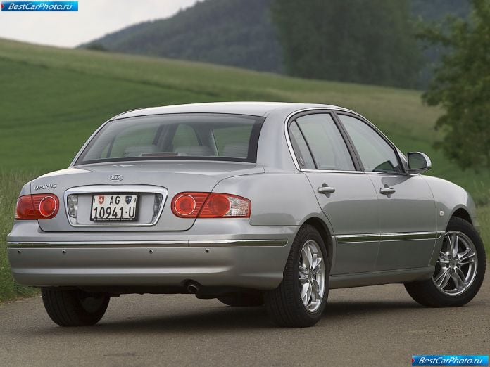 2005 Kia Opirus - фотография 24 из 35