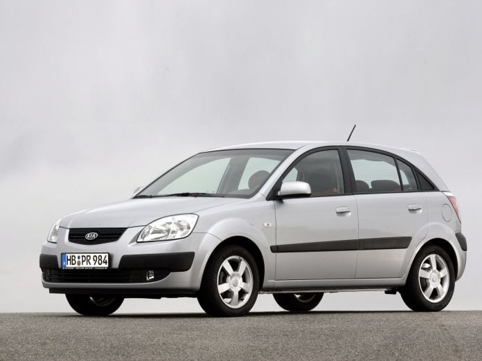 2005 Kia Rio Hatchback 5D - фотография 1 из 50