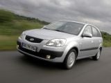 kia_2005_rio_hatchback_5_door_010.jpg