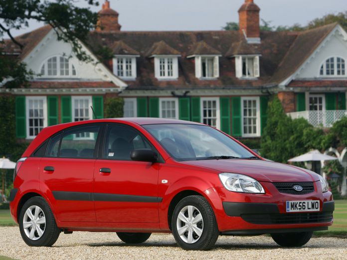 2005 Kia Rio Hatchback 5D - фотография 31 из 50