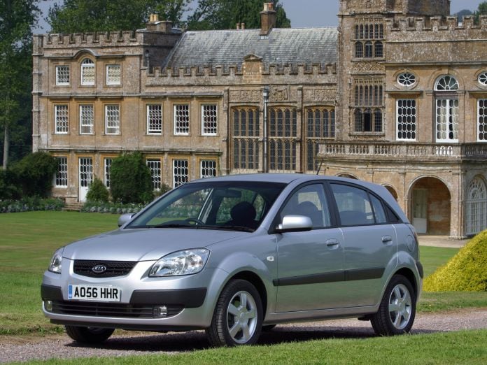 2005 Kia Rio Hatchback 5D - фотография 34 из 50