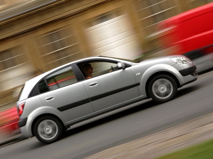 2005 Kia Rio Hatchback 5D - фотография 35 из 50