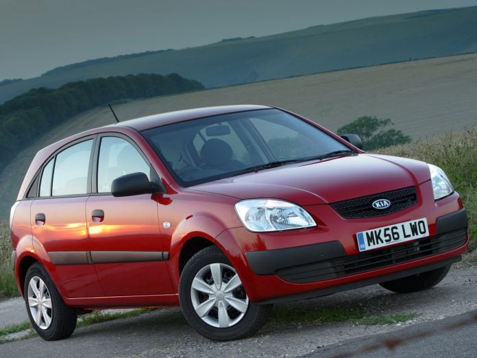 2005 Kia Rio Hatchback 5D - фотография 40 из 50