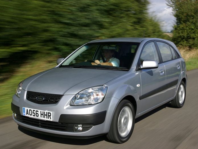 2005 Kia Rio Hatchback 5D - фотография 43 из 50