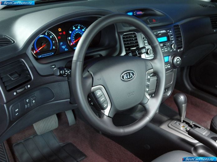 2006 Kia Optima - фотография 9 из 12