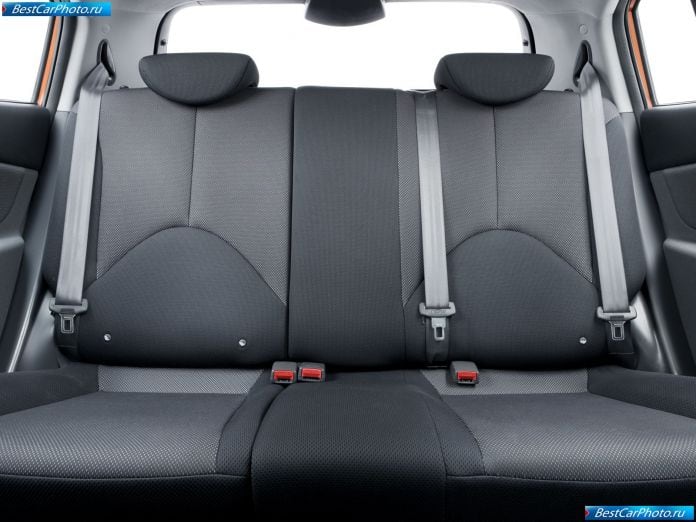 2006 Kia Rio5 - фотография 9 из 10